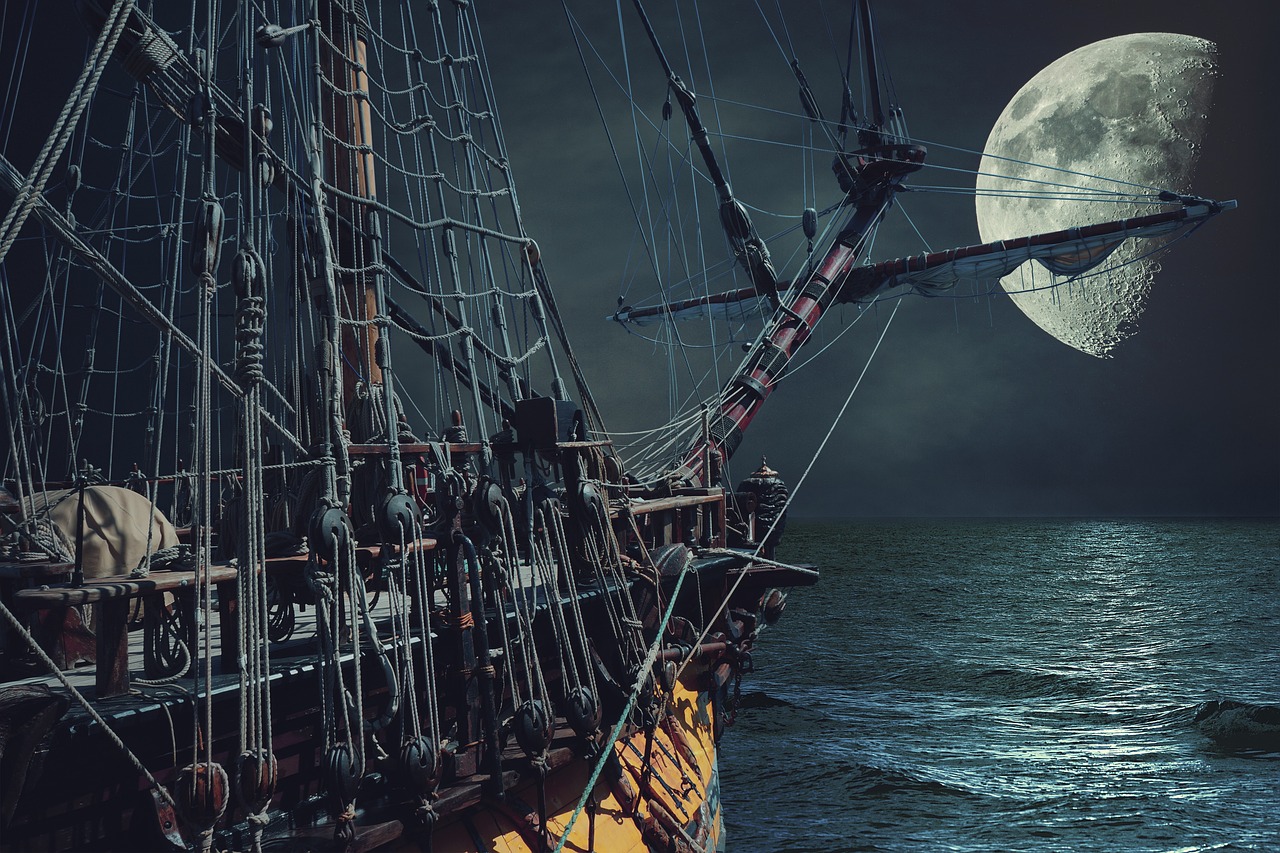 moon, sea, ship-5803873.jpg